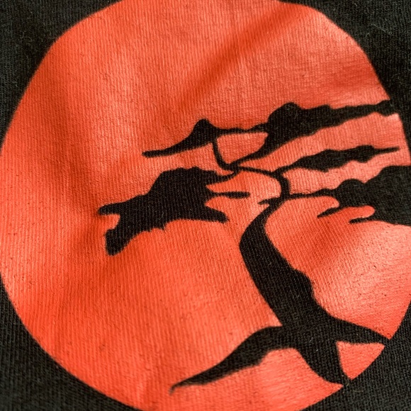 New CHEMISTRY The Karate Kid Long Sleeve Black Tee Shirt Mens XL - Picture 6 of 8